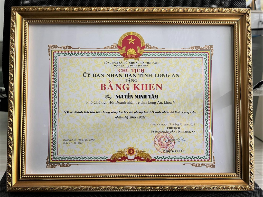 UBND tỉnh Long An khen tặng Ông Nguyễn Minh Tâm