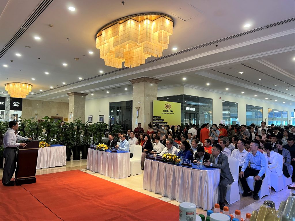Quang cảnh chương trình 9th Monthly B2B tháng 6