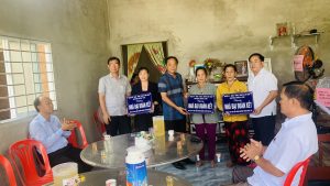 Lễ trao nhà đại đoàn kết